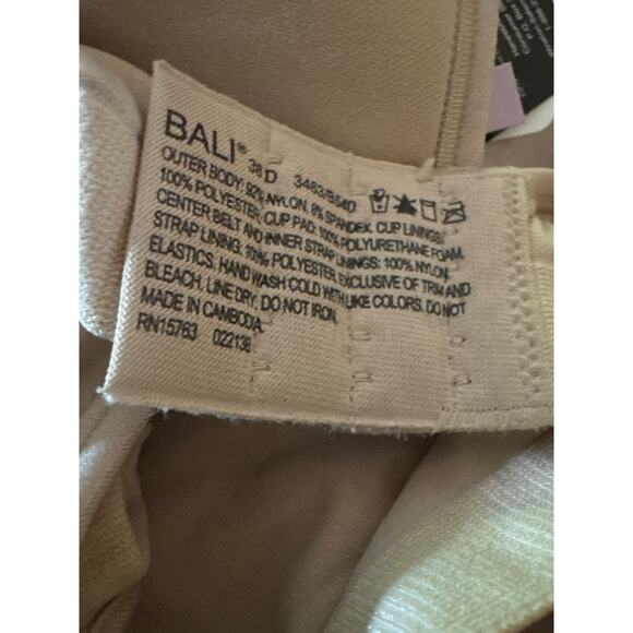 Bali Women's Comfort Revolution Wirefree Bra Beige Size 38D - Picture 6 of 6